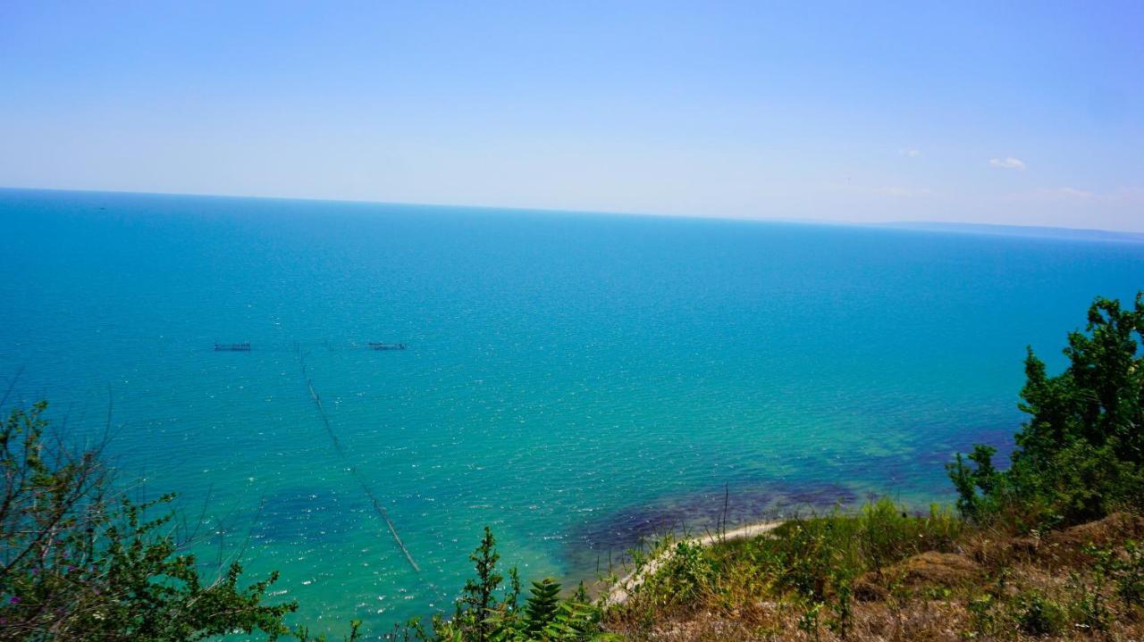 Морски Апартаменти Джулай Морнинг - July Morning Sea View Apartments Καβάρνα Εξωτερικό φωτογραφία