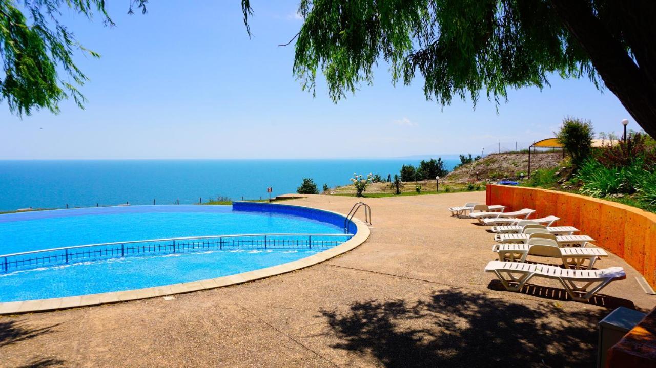 Морски Апартаменти Джулай Морнинг - July Morning Sea View Apartments Καβάρνα Εξωτερικό φωτογραφία