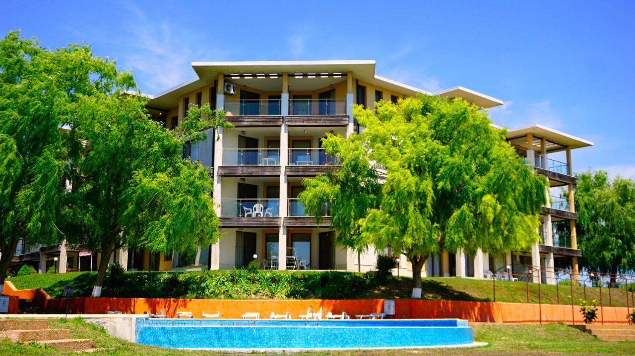 Морски Апартаменти Джулай Морнинг - July Morning Sea View Apartments Καβάρνα Εξωτερικό φωτογραφία