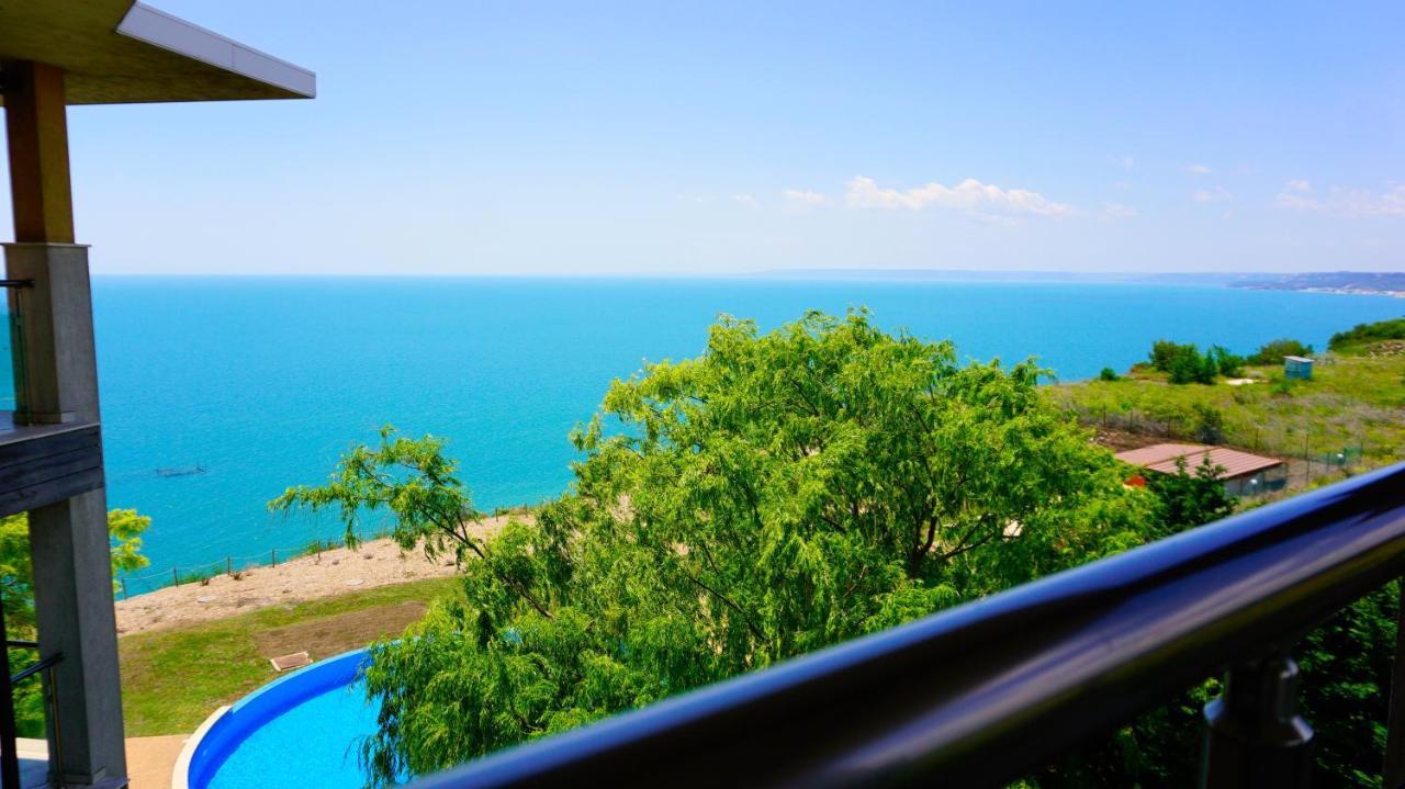 Морски Апартаменти Джулай Морнинг - July Morning Sea View Apartments Καβάρνα Εξωτερικό φωτογραφία