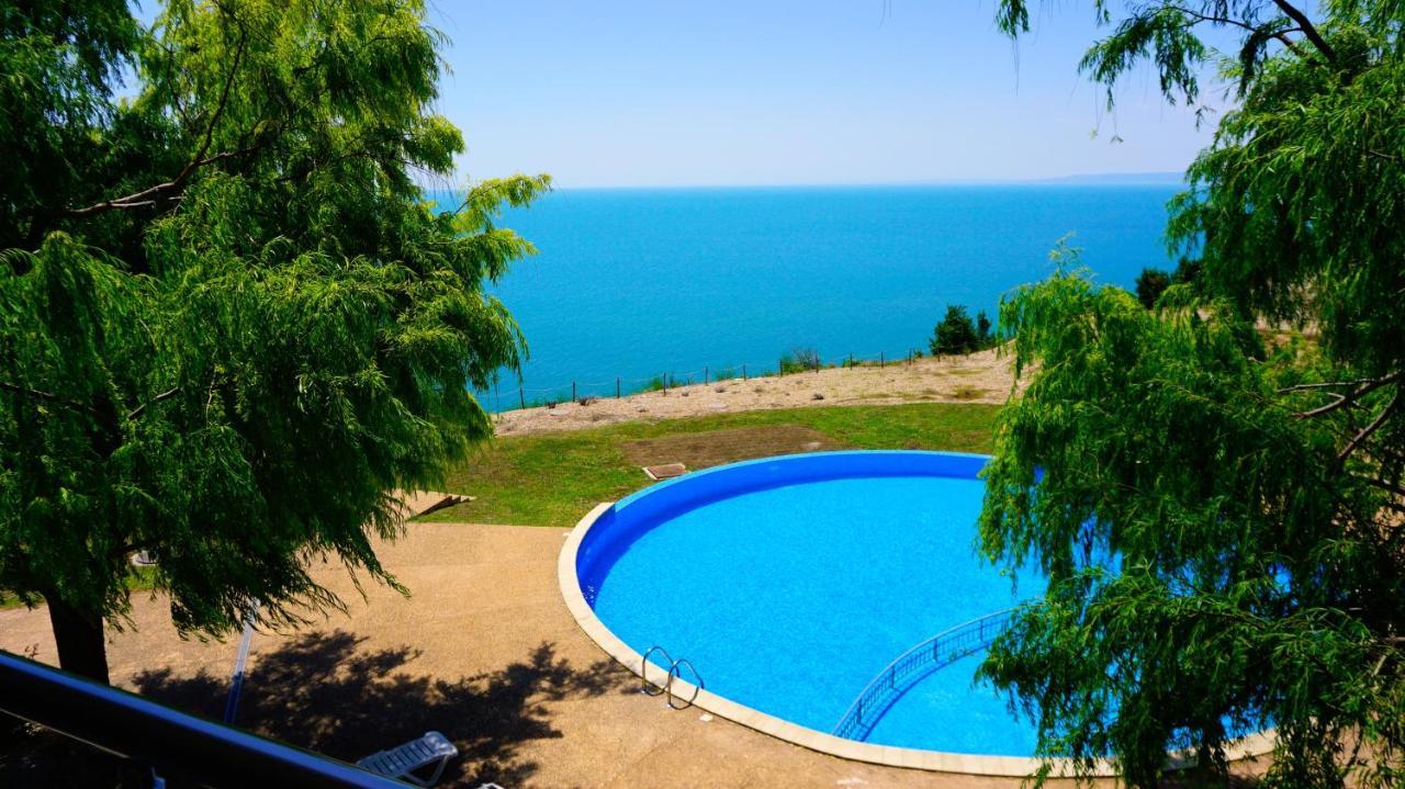 Морски Апартаменти Джулай Морнинг - July Morning Sea View Apartments Καβάρνα Εξωτερικό φωτογραφία